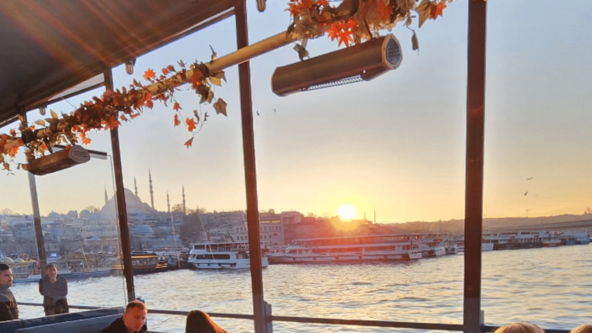 Deniz Manzaralı Kahvaltı Avrupa Yakası