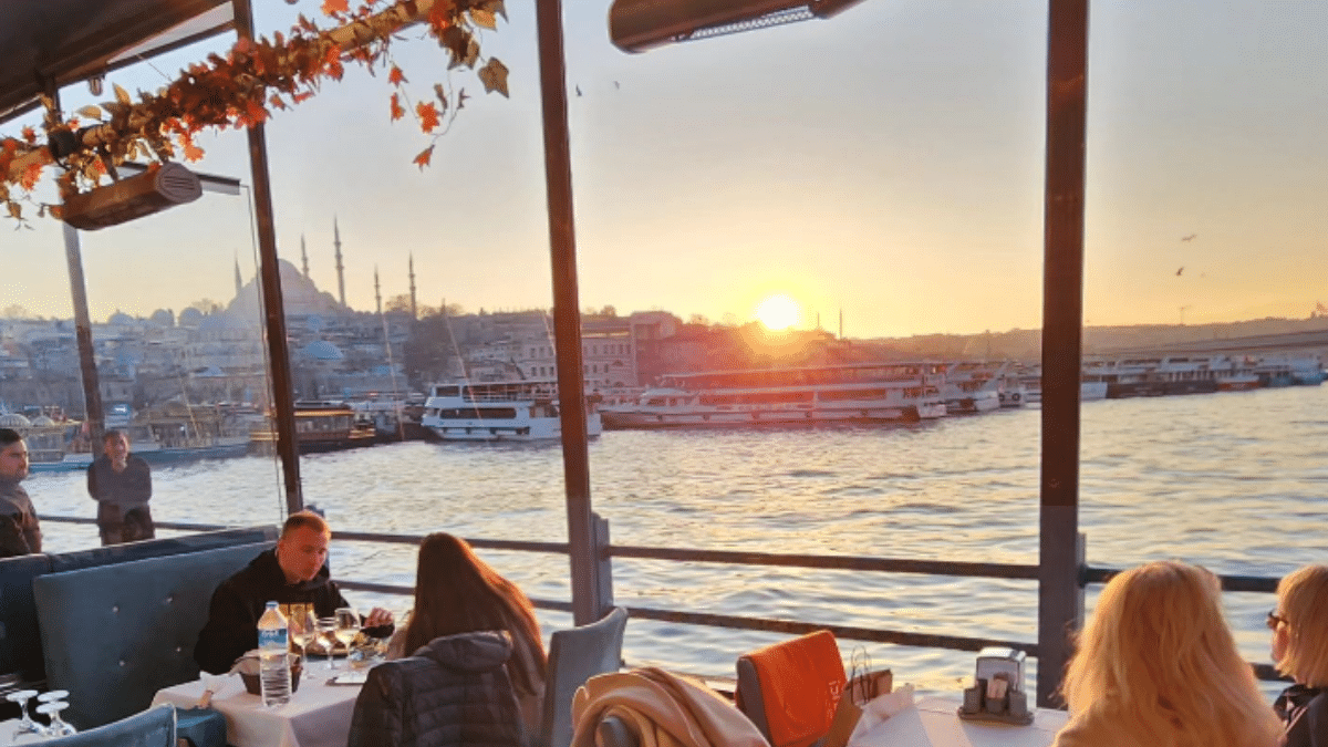 Galata Köprüsü Yemek